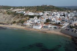 2 Bedroom apartment with spectacular sea view