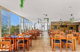 A business with Summer Soul - Restaurant in Praia da Rocha A business with Summer Soul - Restaurant in Praia da Rocha