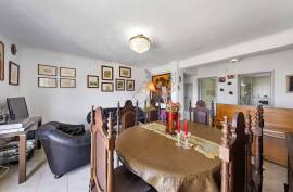 Spacious apartment in Portimão with urban views Spacious apartment in Portimão with urban views