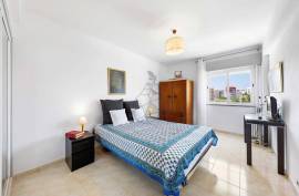 Spacious apartment in Portimão with urban views Spacious apartment in Portimão with urban views