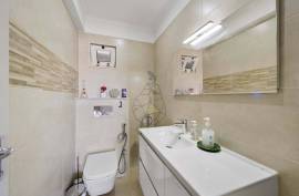 Spacious apartment in Portimão with urban views Spacious apartment in Portimão with urban views
