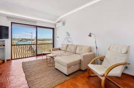 Between the Marina and the historic Fort of Santa Catarina, a unique location where history meets the sea - Praia da Rocha Between the Marina and the historic Fort of Santa Catarina, a unique location where history meets the sea - Praia da Rocha