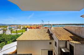 Between the Marina and the historic Fort of Santa Catarina, a unique location where history meets the sea - Praia da Rocha Between the Marina and the historic Fort of Santa Catarina, a unique location where history meets the sea - Praia da Rocha