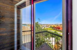 Between the Marina and the historic Fort of Santa Catarina, a unique location where history meets the sea - Praia da Rocha Between the Marina and the historic Fort of Santa Catarina, a unique location where history meets the sea - Praia da Rocha