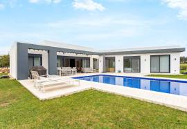 3+1 Bedroom Villa with Golf Views at Silves Golf Resort – Algarve
