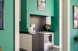 A French Art of Living in the Heart of Lisbon – Architect's Duplex between Estrela and the Parliament