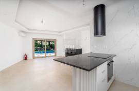 Exceptional Golf Course Residence in the Heart of Vilamoura Exceptional Golf Course Residence in the Heart of Vilamoura