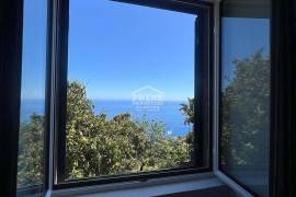 Rustic Enchanting Home with Ocean Views – Madeira Island