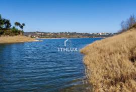 MIXED OWNERSHIP | ~11 ha | GALVEIAS – ALTO ALENTEJO _ Existing housing | Own water | Cork oak forest | Architecture study concluded.