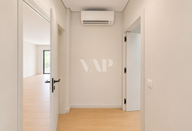 Renovated 3 Bedroom Apartment in Vilamoura Prestigious Condominium with Swimming Pool Renovated 3 Bedroom Apartment in Vilamoura Prestigious Condominium with Swimming Pool