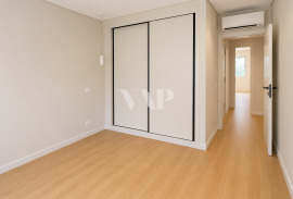 Renovated 3 Bedroom Apartment in Vilamoura Prestigious Condominium with Swimming Pool Renovated 3 Bedroom Apartment in Vilamoura Prestigious Condominium with Swimming Pool