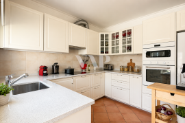 4 bedroom villa for sale in Vilamoura with golf views 4 bedroom villa for sale in Vilamoura with golf views