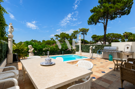4 bedroom villa for sale in Vilamoura with golf views 4 bedroom villa for sale in Vilamoura with golf views