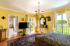 4 bedroom villa for sale in Vilamoura with golf views 4 bedroom villa for sale in Vilamoura with golf views