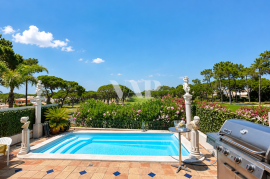 4 bedroom villa for sale in Vilamoura with golf views 4 bedroom villa for sale in Vilamoura with golf views