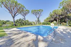 3 bedroom townhouse for sale in Vilamoura 3 bedroom townhouse for sale in Vilamoura