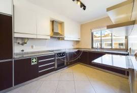 Tavira Centre Top Floor Duplex Apartment with Garage & Pool Tavira Centre Top Floor Duplex Apartment with Garage & Pool
