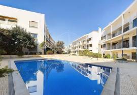 Tavira Centre Top Floor Duplex Apartment with Garage & Pool