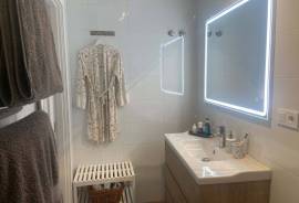 Beautiful B&B or Family Home Townhouse