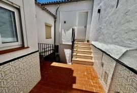 Beautiful B&B or Family Home Townhouse
