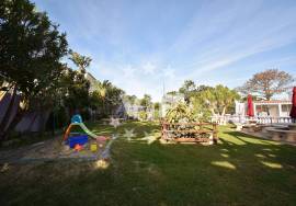 SUCCESSFUL COMMERCIAL BUSINESS - SWIMMING POOL BAR AND RESTAURANT - 15 HOLE CRAZY GOLF COURSE
