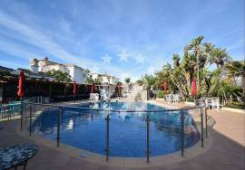 SUCCESSFUL COMMERCIAL BUSINESS - SWIMMING POOL BAR AND RESTAURANT - 15 HOLE CRAZY GOLF COURSE
