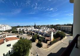 Spacious one bedroom apartment close to the Marina and Golf in Vilamoura Spacious one bedroom apartment close to the Marina and Golf in Vilamoura