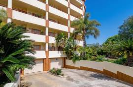 Spacious one bedroom apartment close to the Marina and Golf in Vilamoura Spacious one bedroom apartment close to the Marina and Golf in Vilamoura
