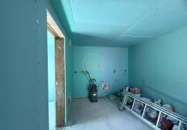 Charming villa in the final stages of construction, located in the quiet village of Tôr, just 10 minutes from Loulé.