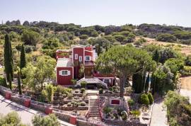 Carvoeiro/Porches - Charming 3 bedroom country villa with pool, privacy and Mediterranean gardens