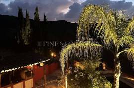Carvoeiro/Porches - Charming 3 bedroom country villa with pool, privacy and Mediterranean gardens