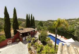 Carvoeiro/Porches - Charming 3 bedroom country villa with pool, privacy and Mediterranean gardens
