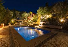 Carvoeiro/Porches - Charming 3 bedroom country villa with pool, privacy and Mediterranean gardens
