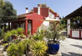 Carvoeiro/Porches - Charming 3 bedroom country villa with pool, privacy and Mediterranean gardens