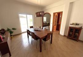 DETACHED HOUSE ON A 783 m² PLOT – BUILT IN 2011 DETACHED HOUSE ON A 783 m² PLOT – BUILT IN 2011