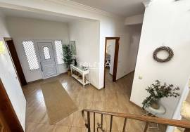 DETACHED HOUSE ON A 783 m² PLOT – BUILT IN 2011 DETACHED HOUSE ON A 783 m² PLOT – BUILT IN 2011