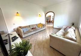 DETACHED HOUSE ON A 783 m² PLOT – BUILT IN 2011 DETACHED HOUSE ON A 783 m² PLOT – BUILT IN 2011