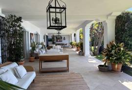 listing listing