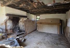 Renovation Opportunity for Sale - Saint-Pardoux-Le-Lac - 87