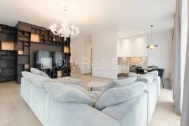 Apartment for rent in Jurmala, 155.00m2