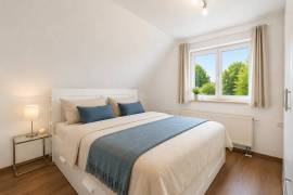 Detached 3 Bedroom house with Garden & Garage Detached 3 Bedroom house with Garden & Garage