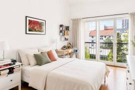 Ready to move! 2-Room Top-Floor Apartment in Berlin-Steglitz Ready to move! 2-Room Top-Floor Apartment in Berlin-Steglitz