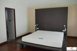Loch Palm Courtyard - Glorious Family Home with Private Pool and Large Master Bedroom for Rent Loch Palm Courtyard - Glorious Family Home with Private Pool and Large Master Bedroom for Rent