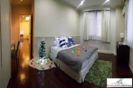 Mitrkorn Mansion - Two Bedrooms in The Excellent Areas of Ratchadamri & Close to Amarin Plaza Mitrkorn Mansion - Two Bedrooms in The Excellent Areas of Ratchadamri & Close to Amarin Plaza
