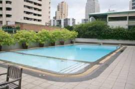 Newly Renovated 4 bedrooms Penthouse in Sukhumvit 18