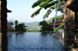 4 Bedroom Kathu golf view villa with large pool, 4 km from BIS