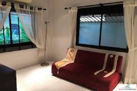 Wong Charlem Garden Villas - Cozy 3 Bedroom Bungalow on a Quiet Estate For Rent, 10 Minutes from Phuket Airport Wong Charlem Garden Villas - Cozy 3 Bedroom Bungalow on a Quiet Estate For Rent, 10 Minutes from Phuket Airport