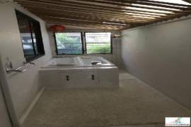 Wong Charlem Garden Villas - Cozy 3 Bedroom Bungalow on a Quiet Estate For Rent, 10 Minutes from Phuket Airport Wong Charlem Garden Villas - Cozy 3 Bedroom Bungalow on a Quiet Estate For Rent, 10 Minutes from Phuket Airport
