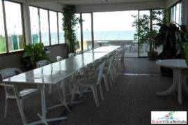 3 storey town house in Hua Hin town Centre. 3 storey town house in Hua Hin town Centre.