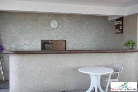 3 storey town house in Hua Hin town Centre. 3 storey town house in Hua Hin town Centre.